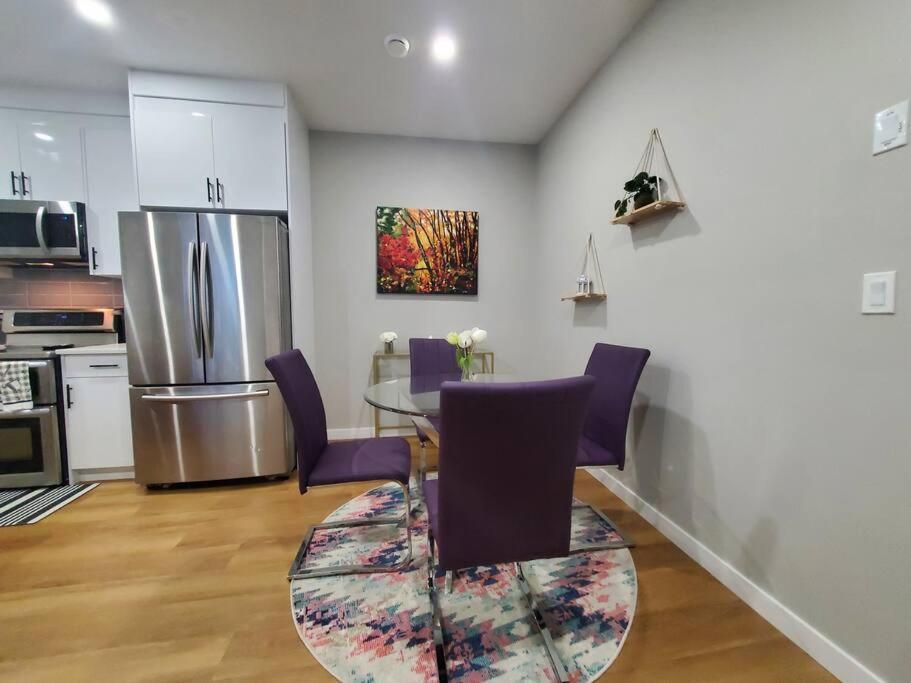 Brand New 2 Bedrooms Basement 15mins From Airport Calgary